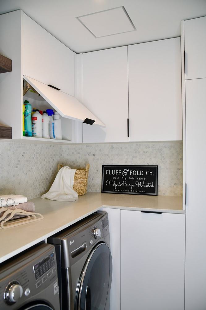 Upper Lift Up Cabinet