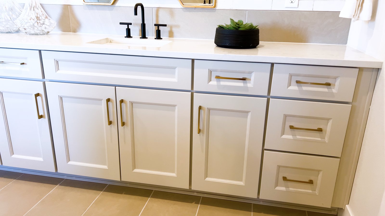 Contemporary Spa Bathroom Vanity
