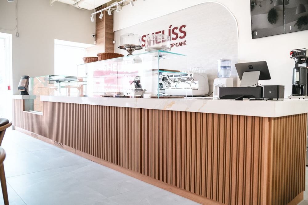 Sheliss Cafe Front Counter
